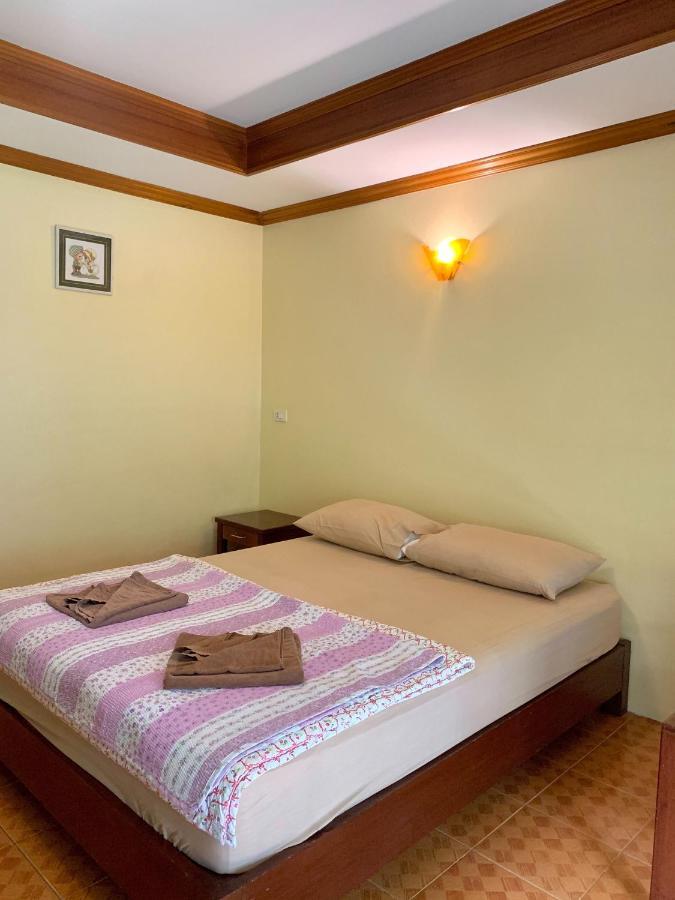 Koh Chang Hut Hotel Exterior photo